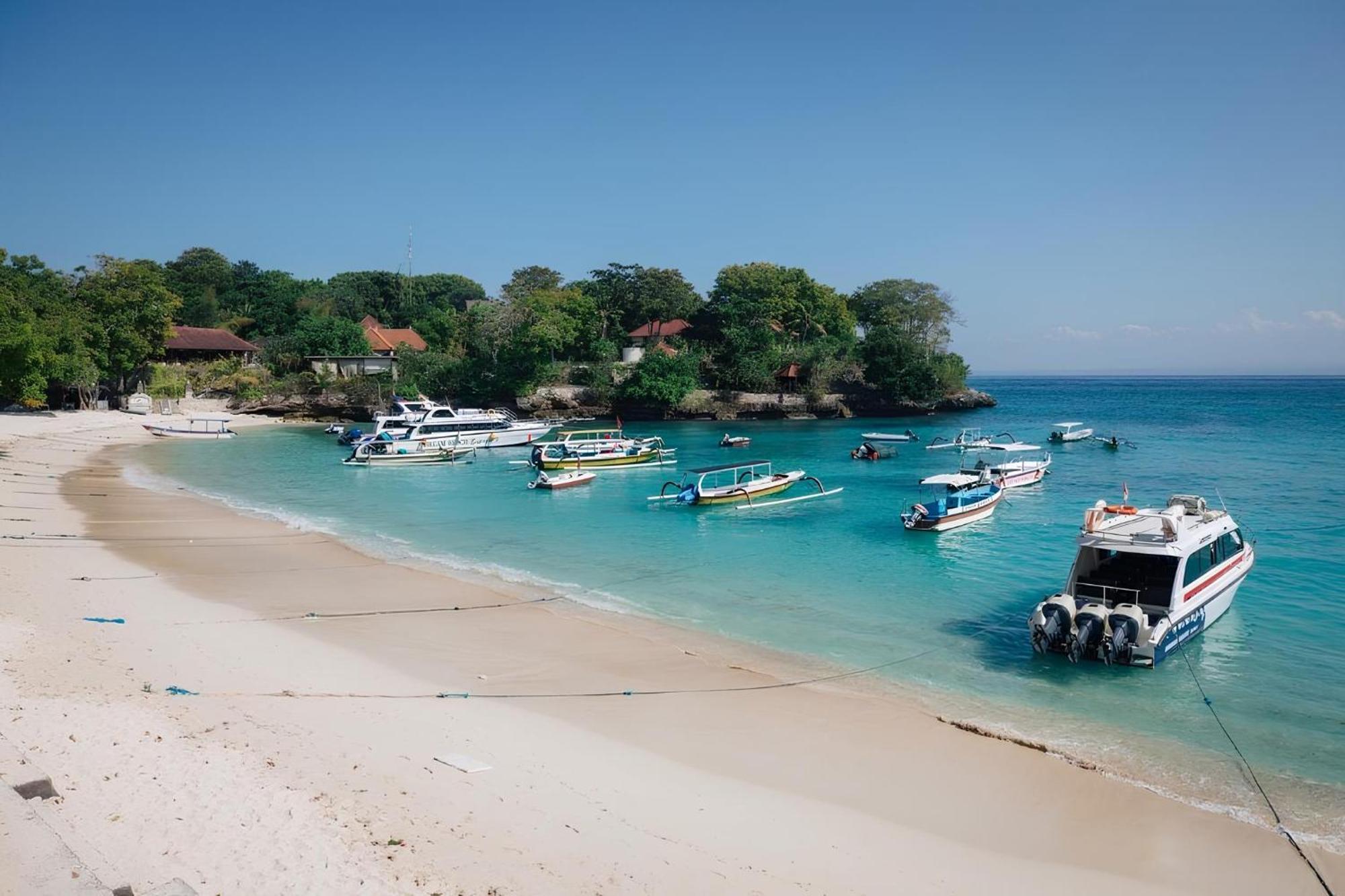 Hotel Bale Gede Lembongan Extérieur photo